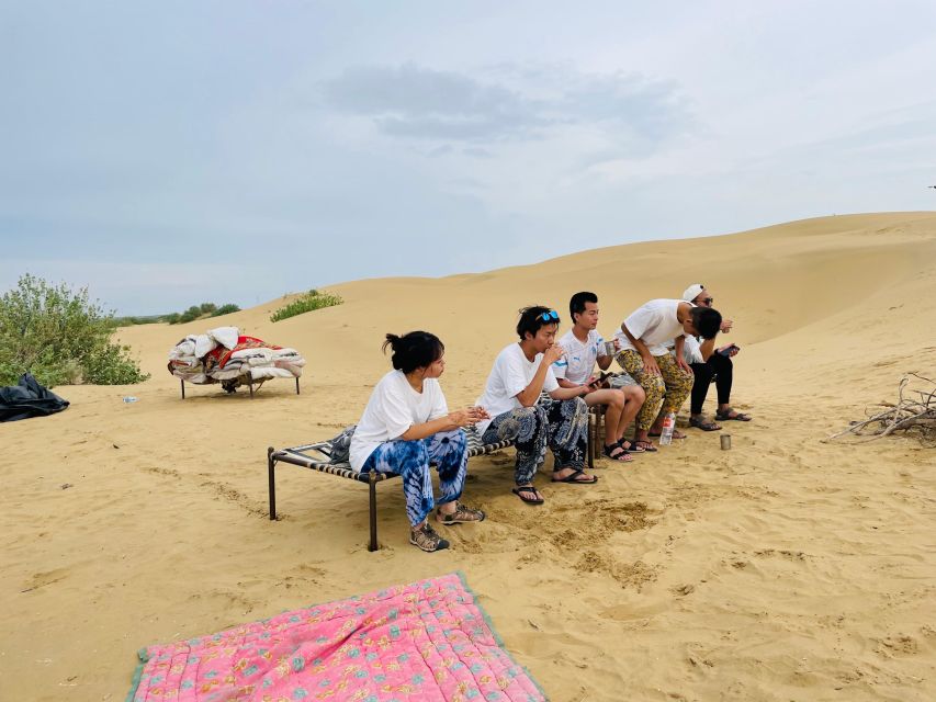 1 night 2 days Thar Desert Experience Jaisalmer - Food and Water: Unlimited Bottles, Desert Snacks, and Dinner That Makes the Night Easier