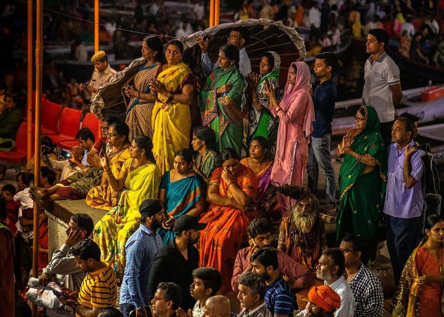 6 Day Golden Triangle Tour with Varanasi from Delhi - Day 1 in Delhi: Old Delhi markets, big monuments, and Qutub Minar done right