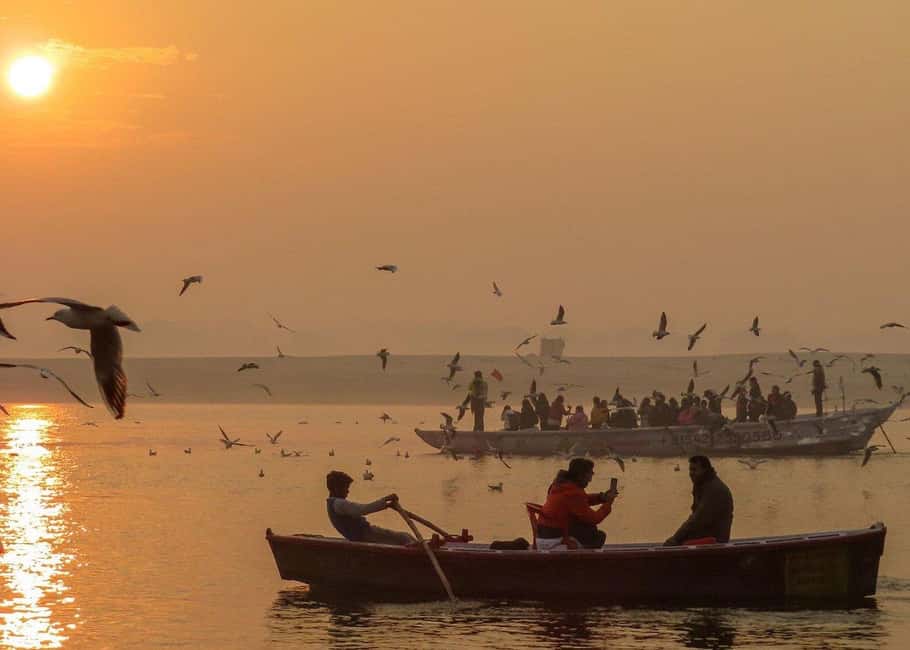 6 Day Golden Triangle Tour with Varanasi from Delhi - Day 6 Varanasi sunrise boat ride and your train back to Delhi