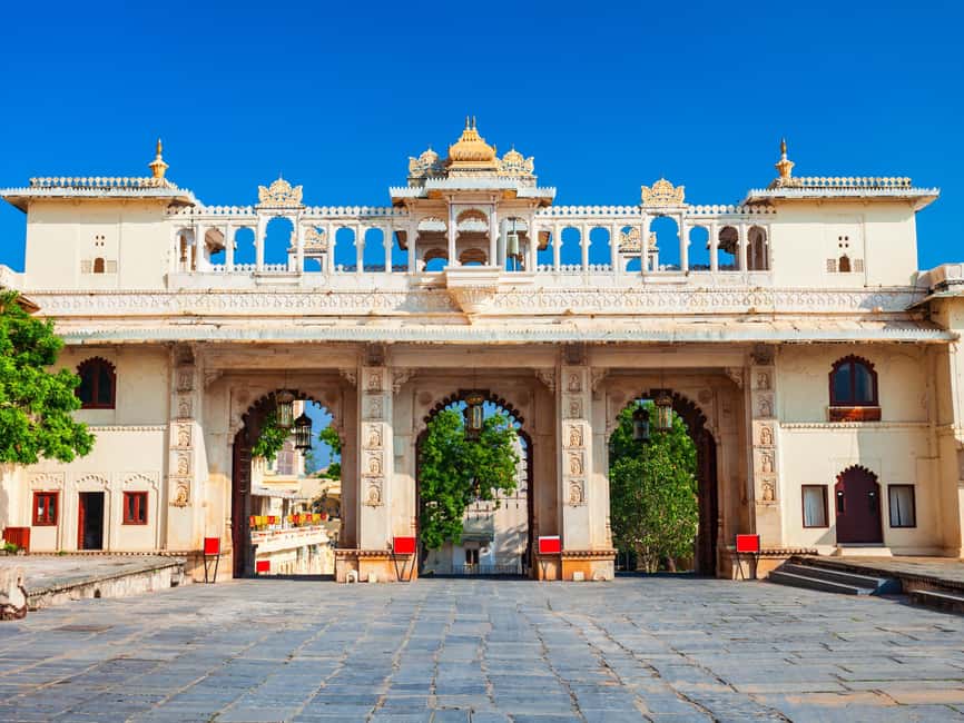 7-Day Golden Triangle Jodhpur Udaipur Tour from Delhi - Day 7: Udaipur airport drop and how to end well