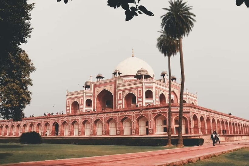 A full-day tour of Old & New Delhi Monument Express Entry - Jama Masjid: One of Delhi’s Most Impressive Mosques