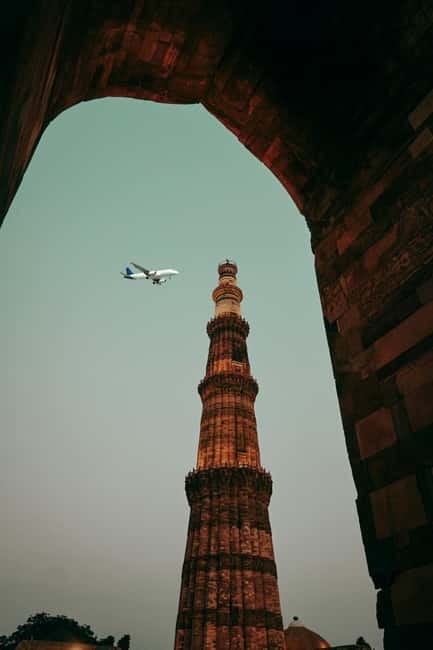 A full-day tour of Old & New Delhi Monument Express Entry - Lotus Temple: Ending the Day With Calm