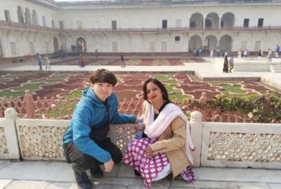 Agra: Agra Fort Entry Tickets with Licensed Guide - Skipping the ticket line with a licensed English guide