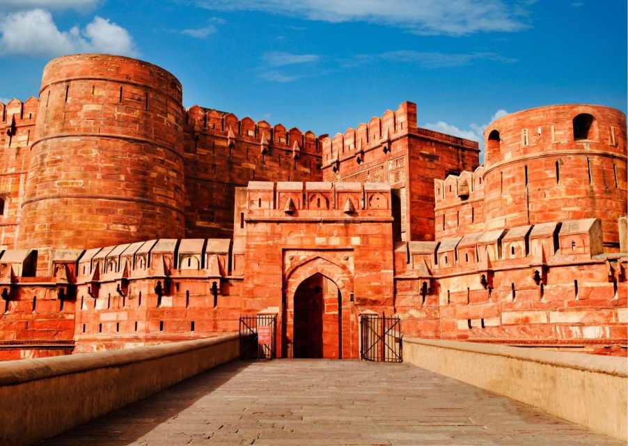 Agra: Agra Fort Skip-the-line ticket with Full Guided Tour - Key things to know before you go