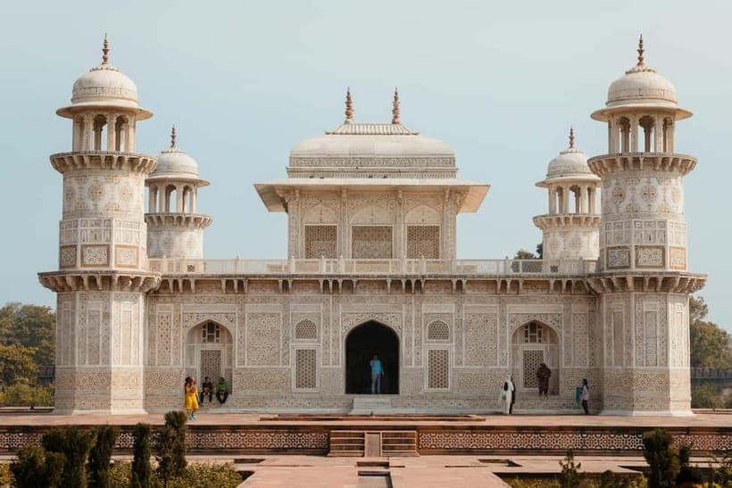 Agra: Baby Taj and Mehtab Bagh Guided Walking Tour - The Yamuna River Walk: Where Local Life Makes the Photos Better