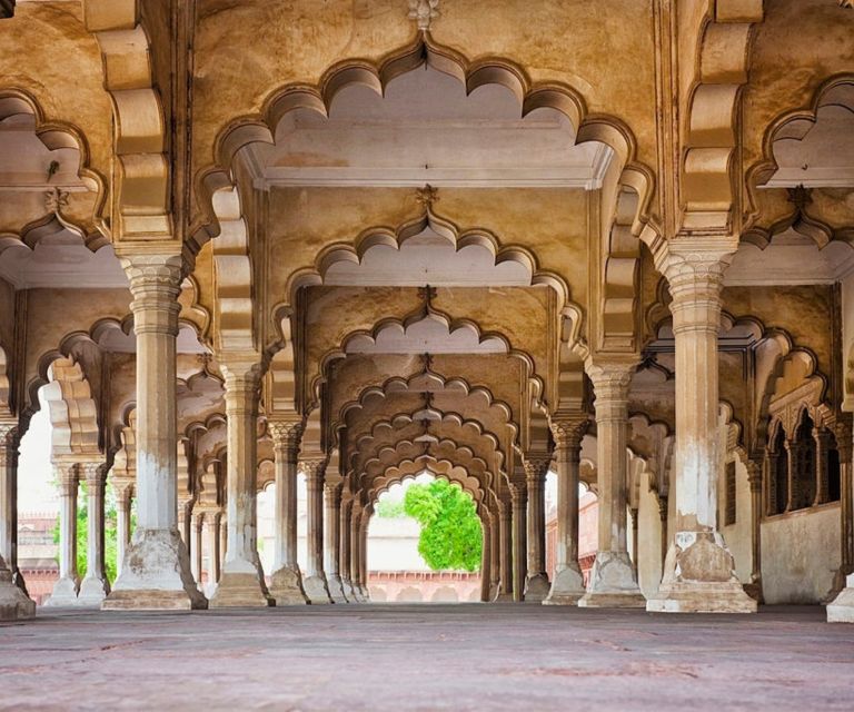 Agra: Private Taj Mahal and Agra Fort Tour with Hotel Pickup - Guides like Imran: why the narration changes the whole experience
