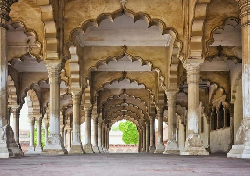 Agra: Private Tour Guide in Agra full-day - From Radisson Hotel Agra to the Taj, without wasting daylight
