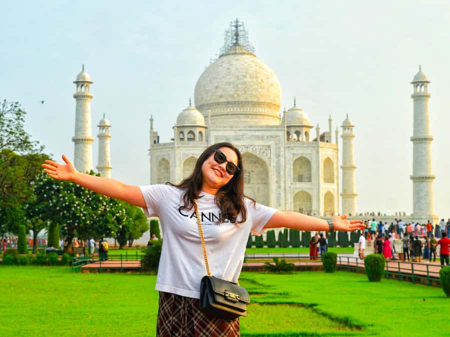Agra: Skip-the-line Taj Mahal, Agra Fort & Baby Taj Day Tour - Private car logistics: comfort, timing, and getting around Agra