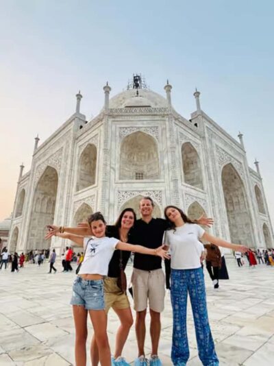 Agra: Taj Mahal Guided Tour with Fast Track Entry - Hotel pickup in Agra: the practical part you’ll be glad you paid for