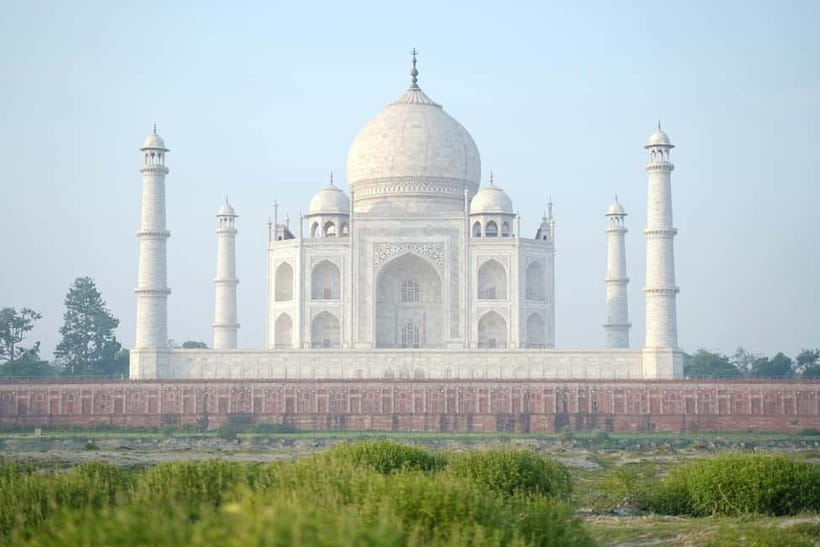 Agra: Taj Mahal Guided Tour with Photography & Rental Saree - Who This Tour Suits Best