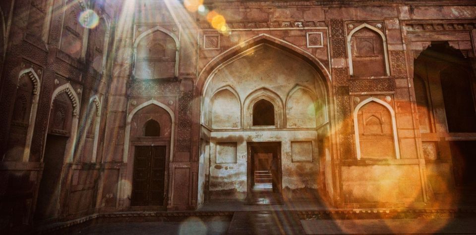 Agra: Taj Mahal Sunrise & Agra Fort Full Day City Tour - Agra Fort: More Than a Second Ticket