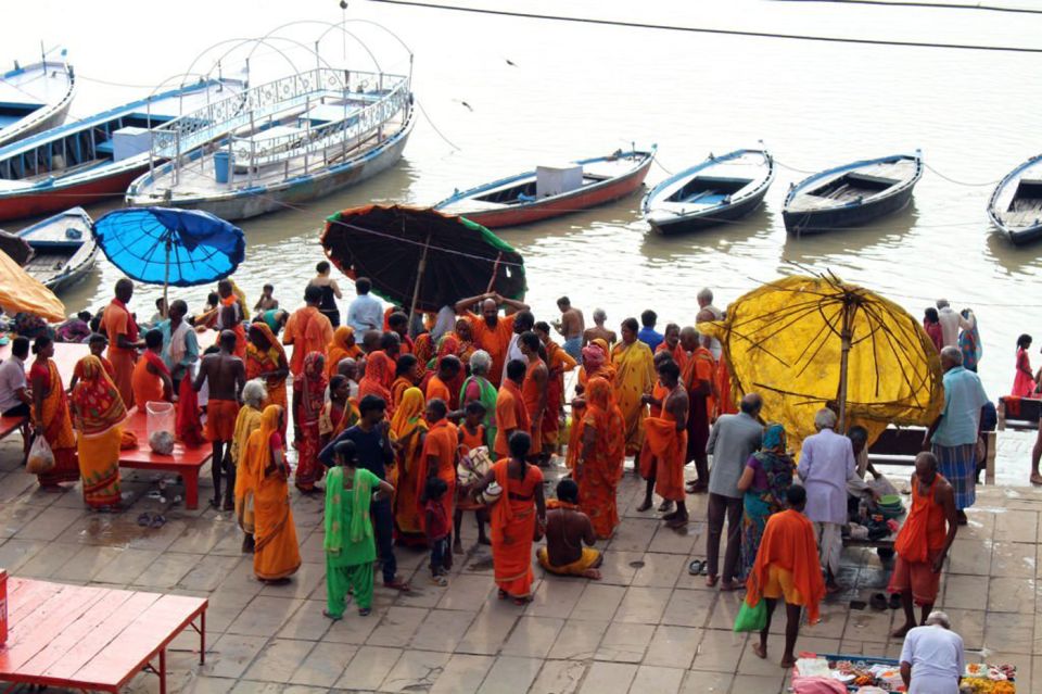 All Inclusive : Private Guided Tour of Varanasi and Sarnath - Manikarnika Ghat and Assi Ghat: Short Stops That Still Matter