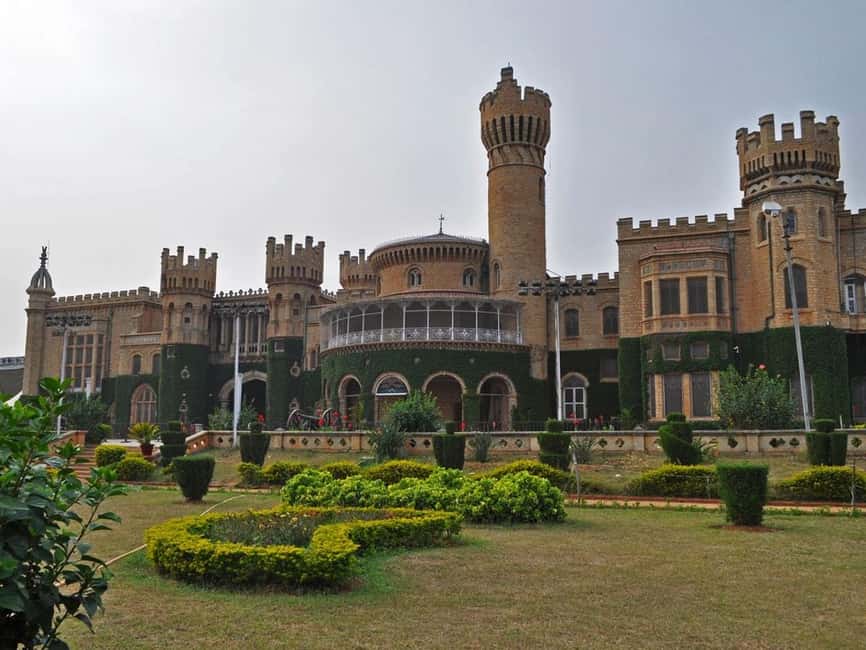 Bangalore City Tour: Lalbagh, Tipu Palace & Bull Temple - ISKCON Temple in Bangalore: A Faith Stop With a Different Mood