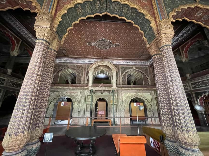 Bangalore: Mysore Full-day Private Tour with Guide and Lunch - Pickup in Bengaluru and a private, English-speaking guide