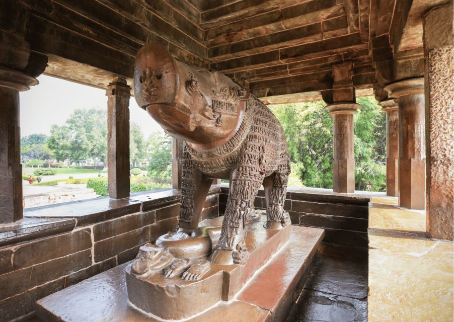 Best of Khajuraho (Guided Halfday Sightseeing Tour by Car) - The origin story and the meaning behind expressive sculptures