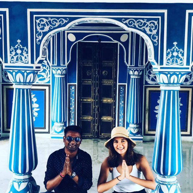 Book Govt. Approved Tour Guide for Jaipur City Tour - Panna Meena ka Kund and Jal Mahal: short stops with big atmosphere