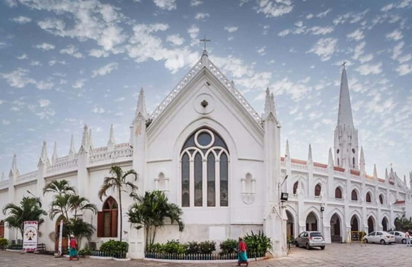 CHENNAI FULL DAY TOUR - San Thome Cathedral Basilica: colonial layers with an apostle connection