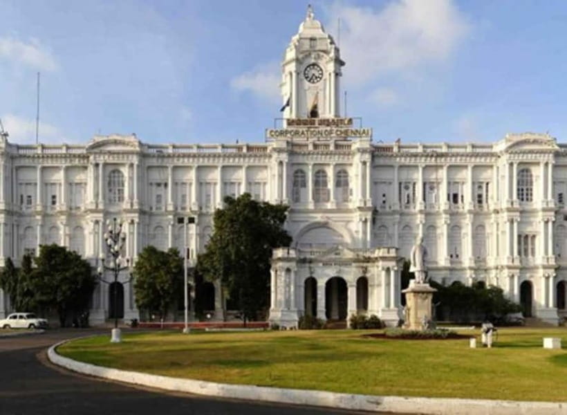 CHENNAI FULL DAY TOUR - Marina Beach: the postcard view with clear safety rules