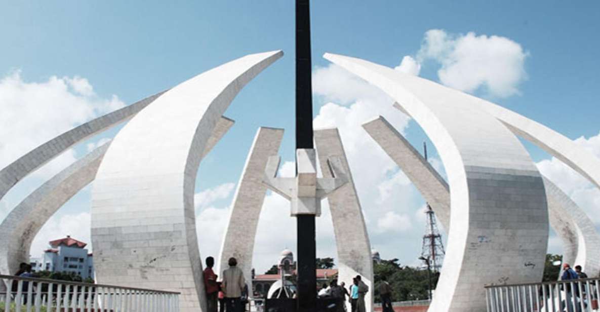 Chennai, Kapaleeshwarar Temple & Marina Beach Private Tour - Fort St. George: the power base you can still read today