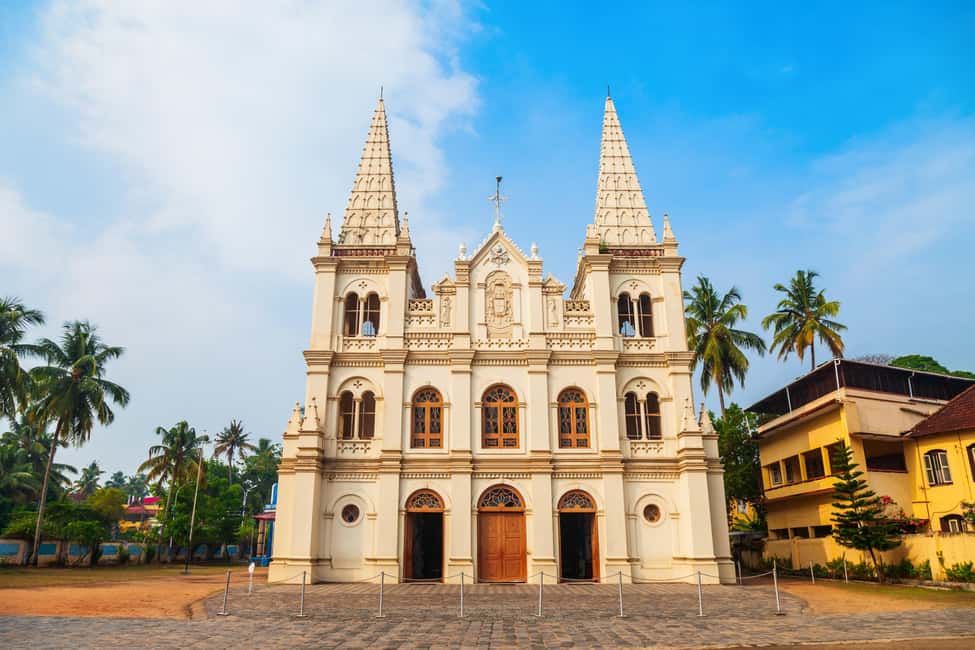 Cochin: 5-Day Munnar, Thekkady, and Alleppey Tour - Day 3: Thekkady drive with Periyar Sanctuary boat safari and spice plantation stops