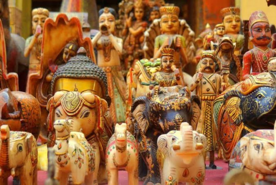 Colorful Markets of Jaisalmer (3 Hour Guided Tour) - Rajasthani art shopping: mojris, metalwork, carpets, and jewelry