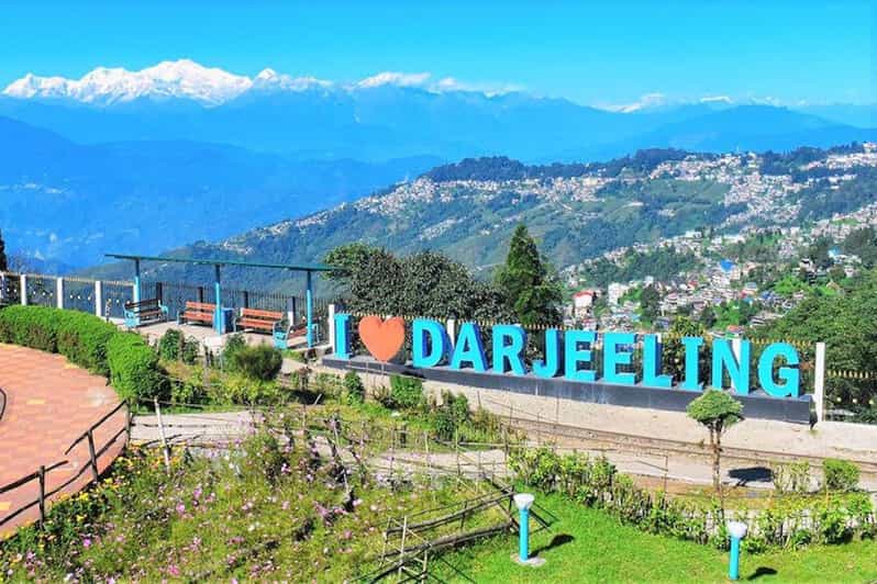 Darjeeling: Full-Day Guided Sightseeing Tour by Car - Rock Garden walking time and Chunnu Summer Falls sounds