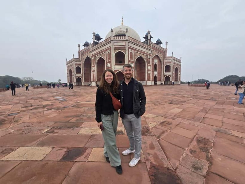 Delhi: Chandni Chowk & Spices Shoping Tour Through Tuk-Tuk - Red Fort area landmarks: what you’ll spend time on