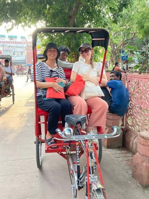 Delhi: Customized Shopping Tour with Female Consultant - Getting oriented: hotel pickup, AC comfort, and a tight 3-hour window