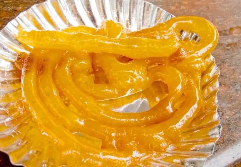 Delhi: Delhi Street Food Tour with Guide at Chandni Chowk - Old Delhi starts the moment your driver shows up