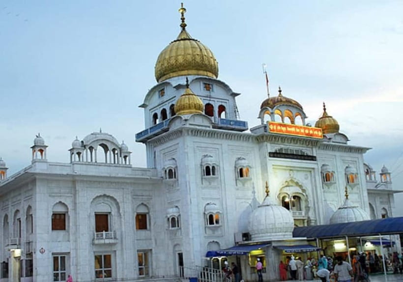 Delhi: Gurudwara Bangla Sahib - Faith, Culture and Peace - Gurudwara Bangla Sahib: what makes this Delhi stop worth 2 hours