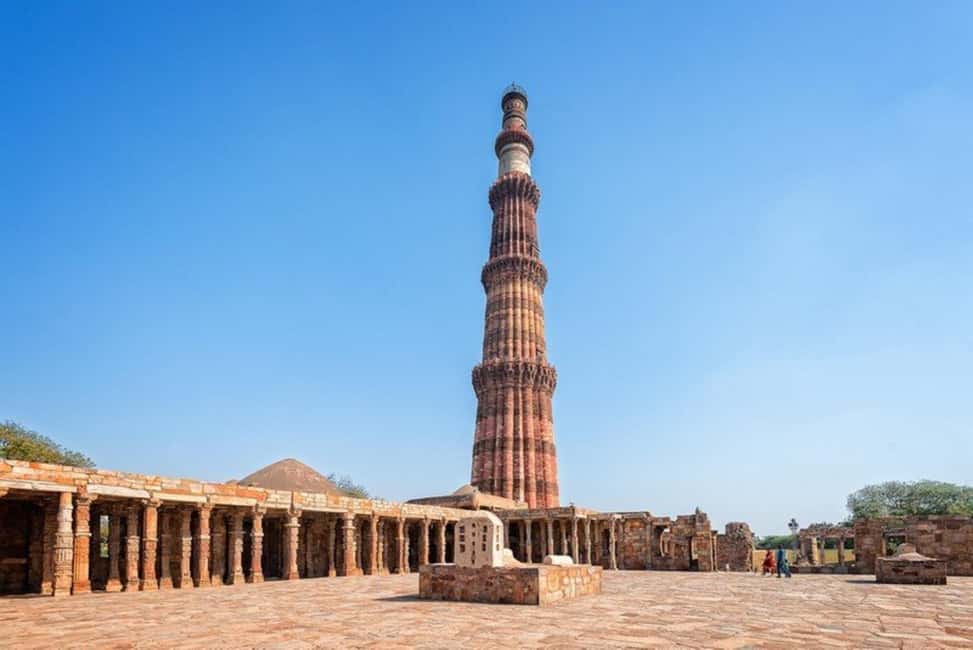 Delhi: Mehrauli Archaeological Park Tour with Qutub Minar - Tomb of Balban: the heavier, empire-era stop