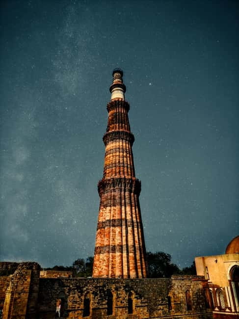 Delhi: New & Old Delhi Private Half or Full-Day Tour - Agrasen ki Baoli: The Stepwell Pause That People Remember