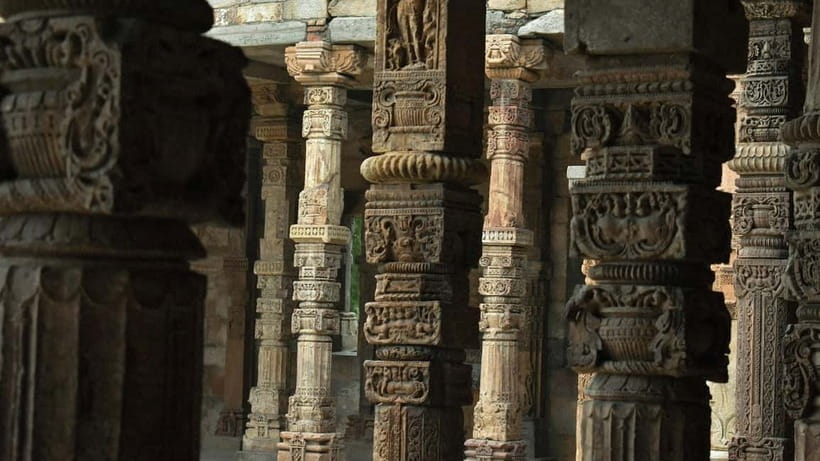 Delhi: New & Old Delhi Private Half or Full-Day Tour - Price and Logistics: Is $19 Per Person Good Value?