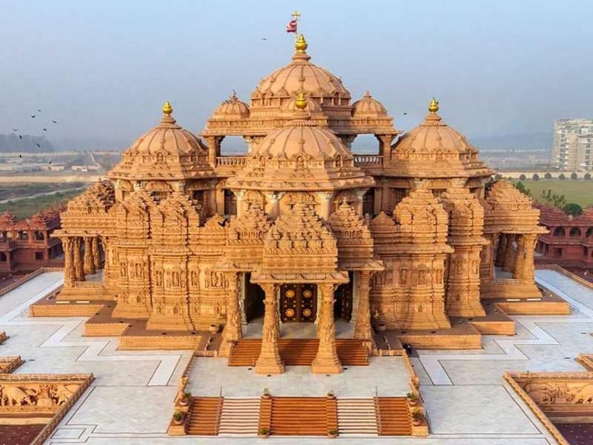 Delhi: Old and New Delhi Private Full or Half-Day Tour - Lunch window, entrance fees, and how long the day really lasts