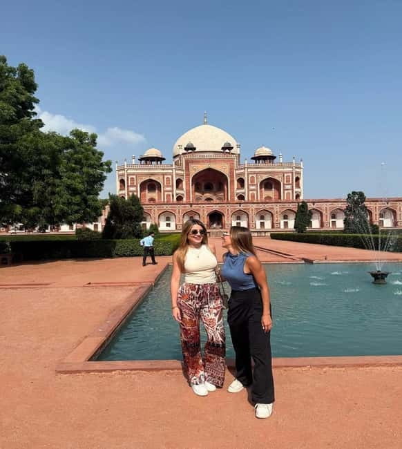 Delhi: Old and New Delhi Private Full or Half-Day Tour - Jama Masjid: a giant mosque visit with an orientation first