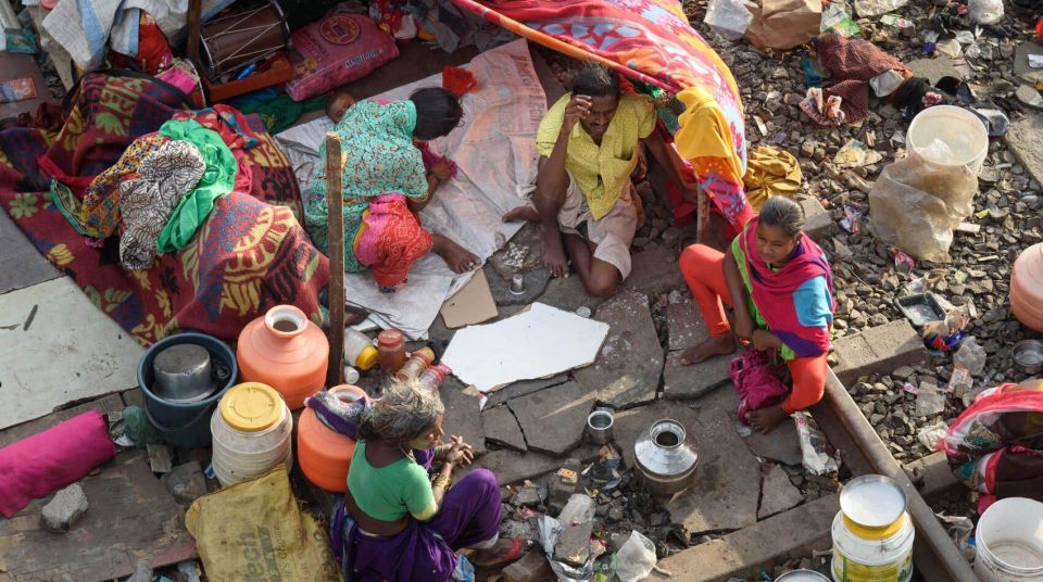 Delhi: Old Delhi Slum Tour by Metro or Car - Key Things That Make This Tour Worth It