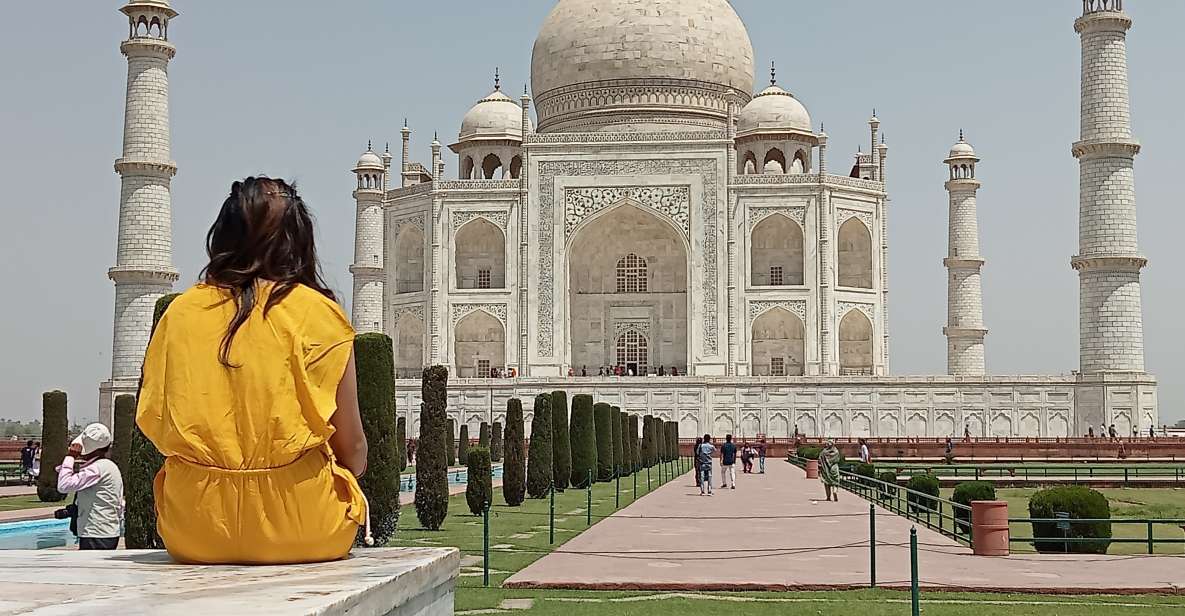 New Delhi: 2-Day Tour of Agra & Fatehpur by Superfast Train - Day 1: Delhi pickup, train coach help, and a focused Agra introduction