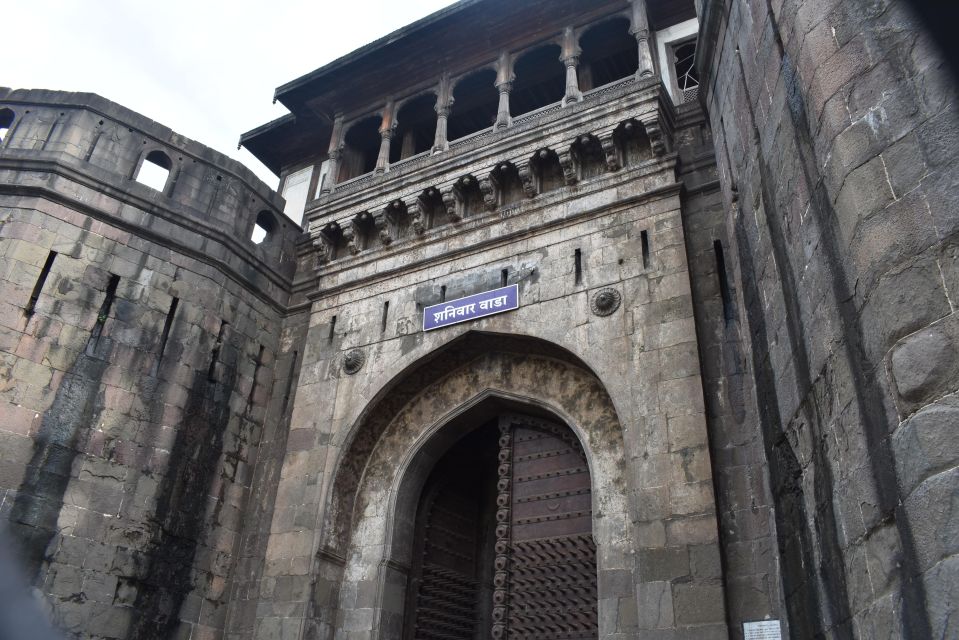 Pune: Private Guided Sightseeing Tour by Car with Snacks - How a 4-hour private route helps you get your bearings in Pune