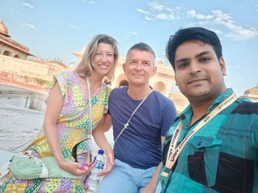 Taj Mahal and Agra Day Trip from Delhi by Car with Options - Getting to Agra: Delhi Pickup, AC Comfort, and the Yamuna Expressway Run